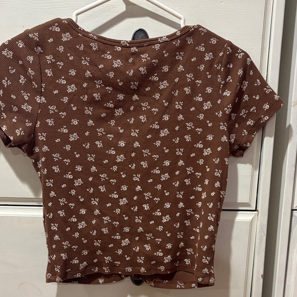Hollister Brown Floral Crop Top - Picture 3 of 4